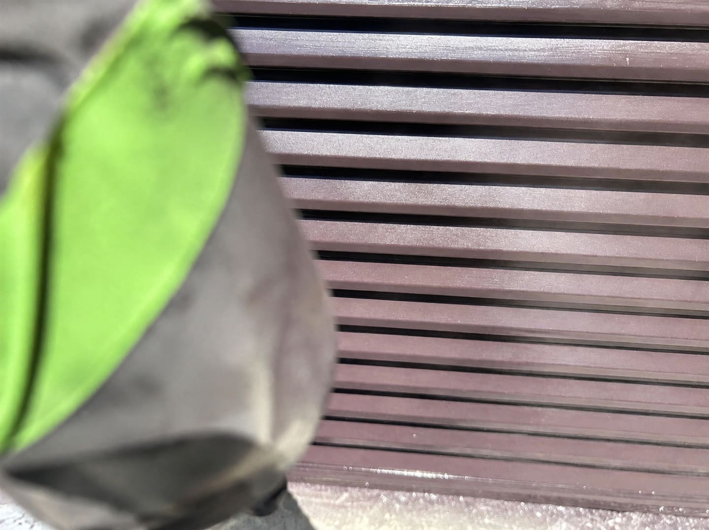 外壁・屋根塗装｜アイボリー×テラコッタの全体塗装｜上塗り・付帯部塗装