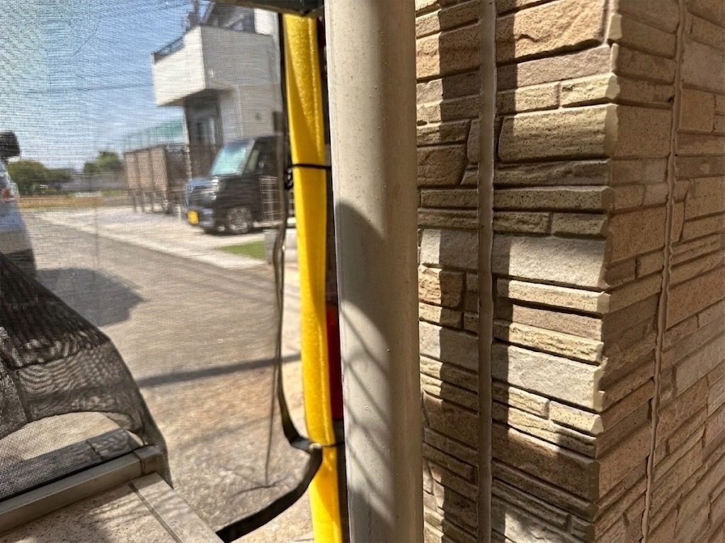 外壁塗装|狭小地の配管まわり施工A